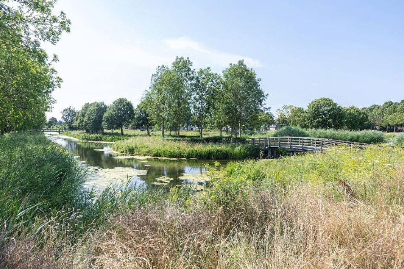 Hoekwoning te koop: Van Middachtenmarke 9, Zwolle