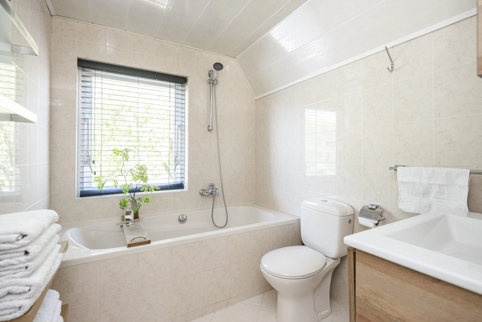 Hoekwoning te koop: Schellerallee 15, Zwolle