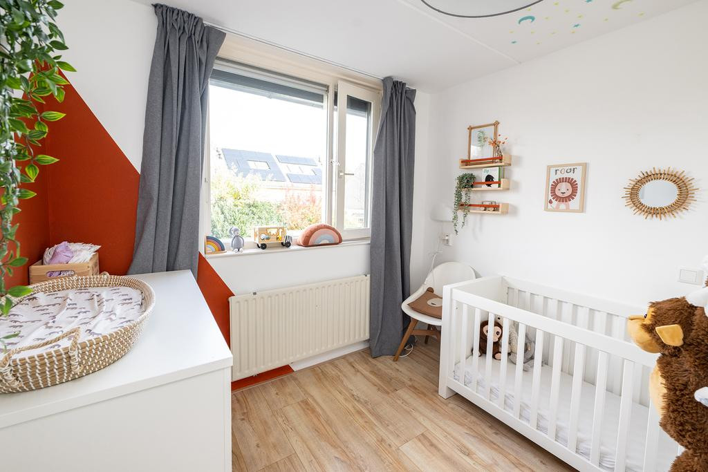 Tussenwoning te koop: Vrouwenlaan 67, Zwolle