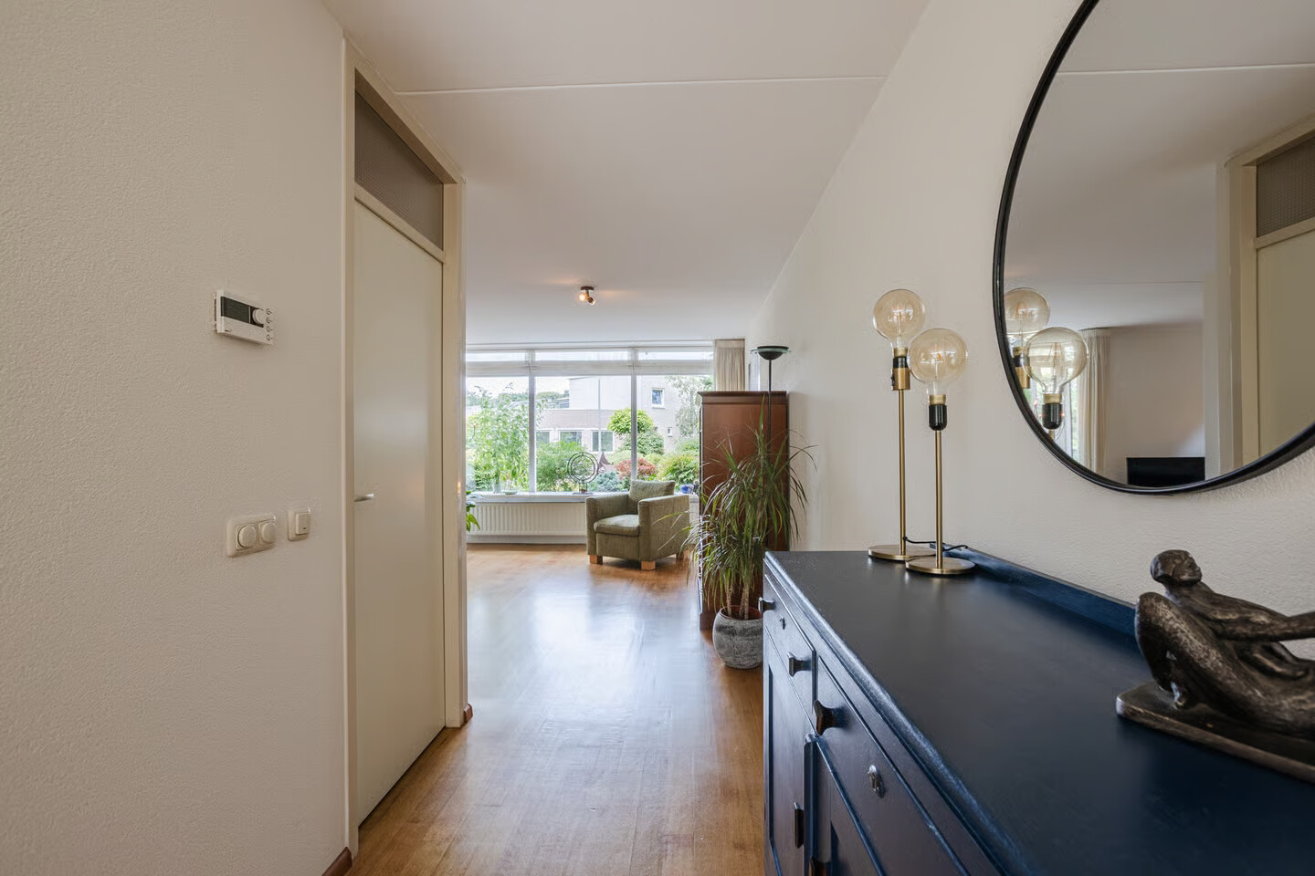 Tussenwoning te koop: Vrouwenlaan 80, Zwolle