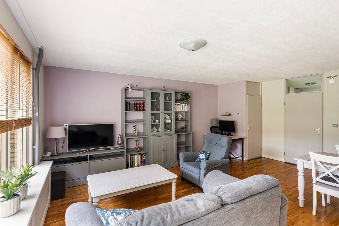 Tussenwoning te koop: Karperkolk 39, Zwolle