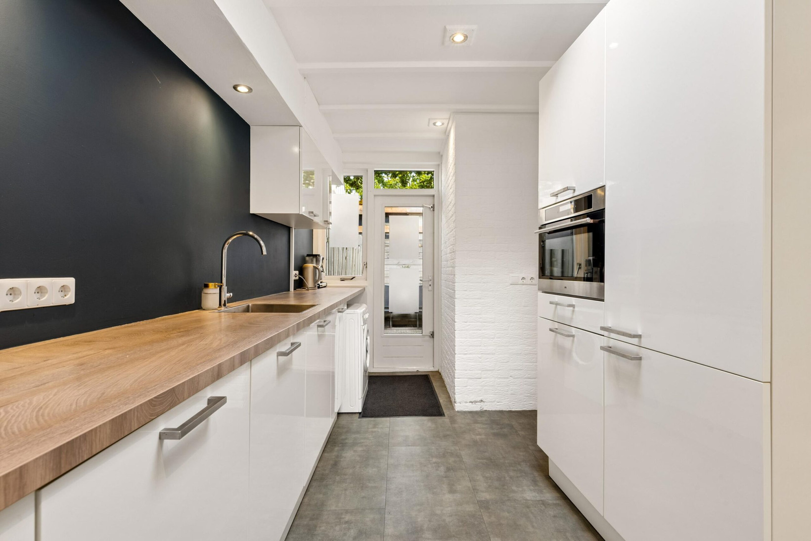 Tussenwoning te koop: Vechtstraat 51, Zwolle