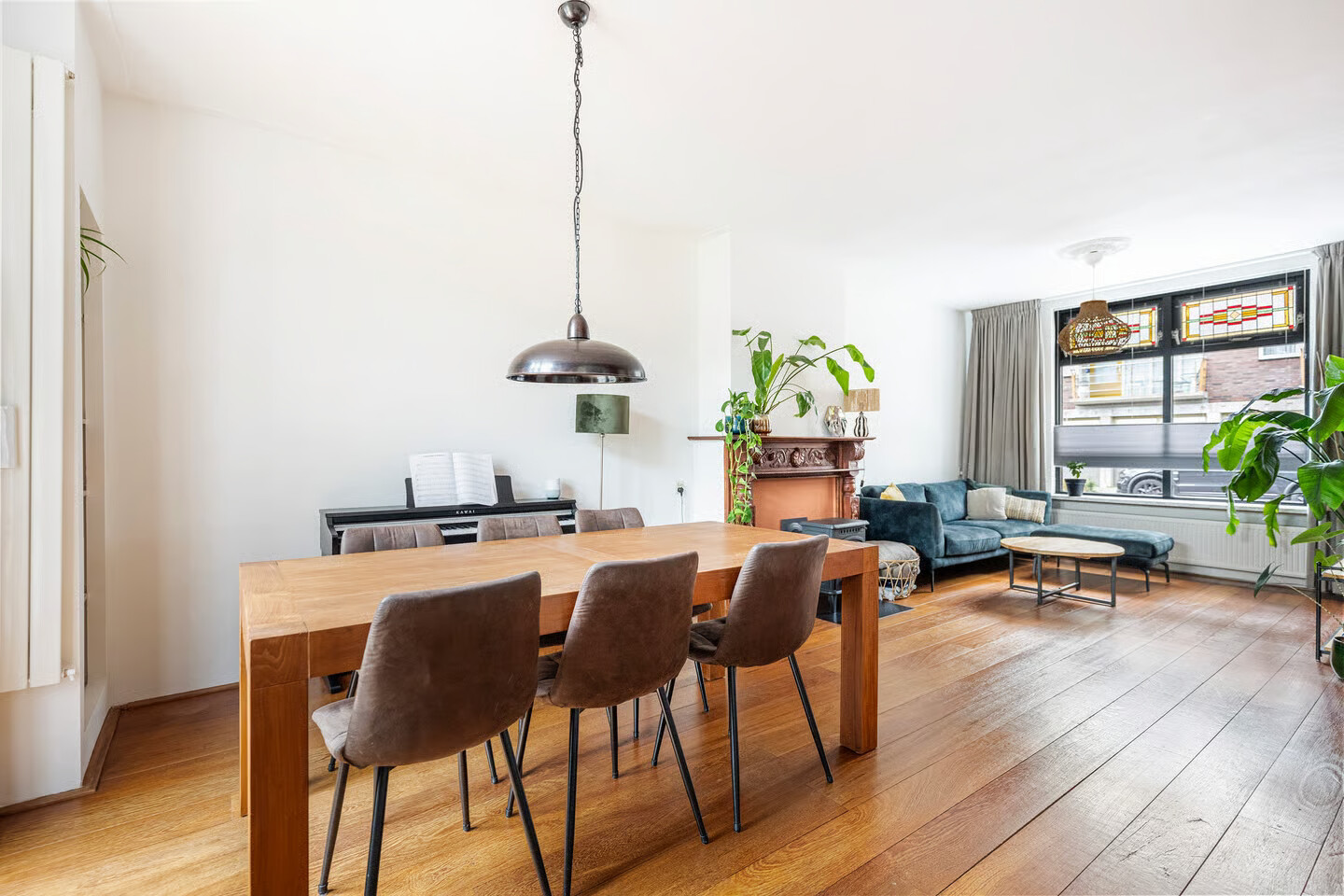 Tussenwoning te koop: Rembrandtlaan 37, Zwolle