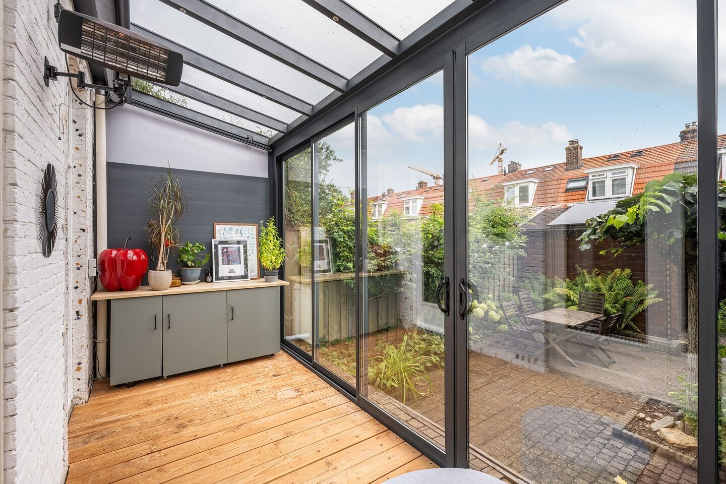 Tussenwoning te koop: Rembrandtlaan 37, Zwolle