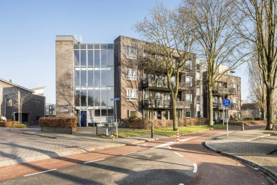 Seramstraat 2