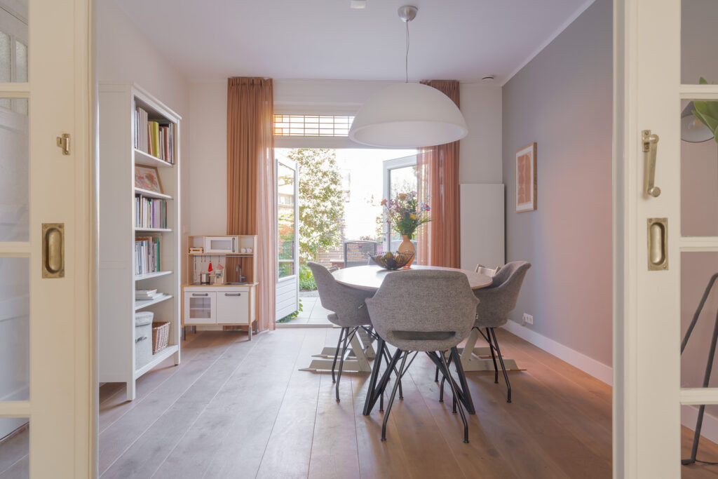 Tussenwoning te koop: Tesselschadestraat 25, Zwolle