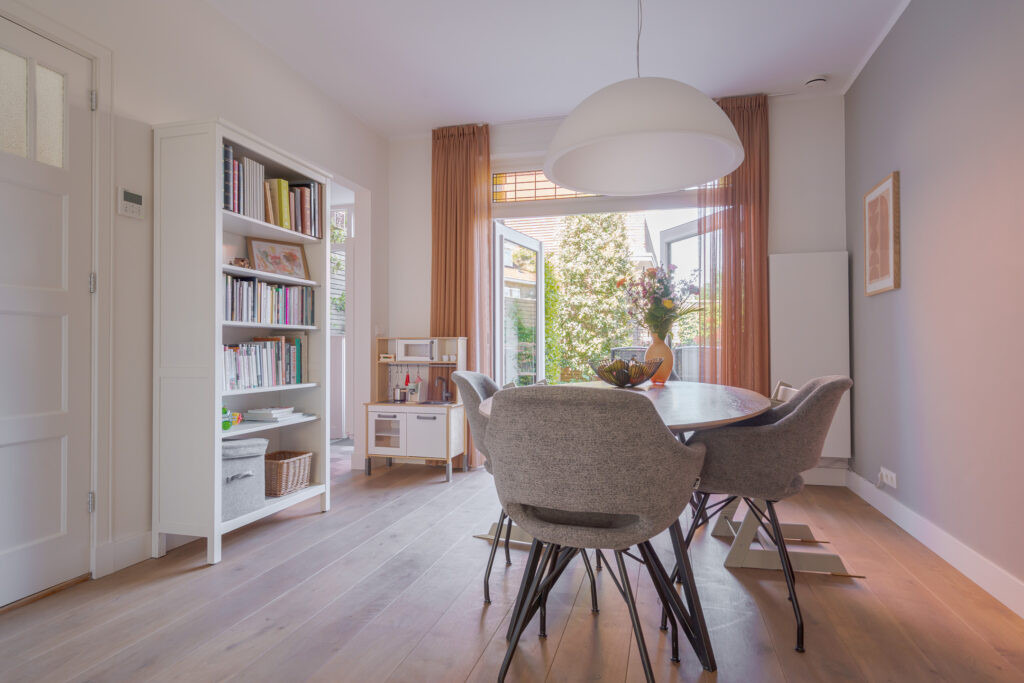 Tussenwoning te koop: Tesselschadestraat 25, Zwolle