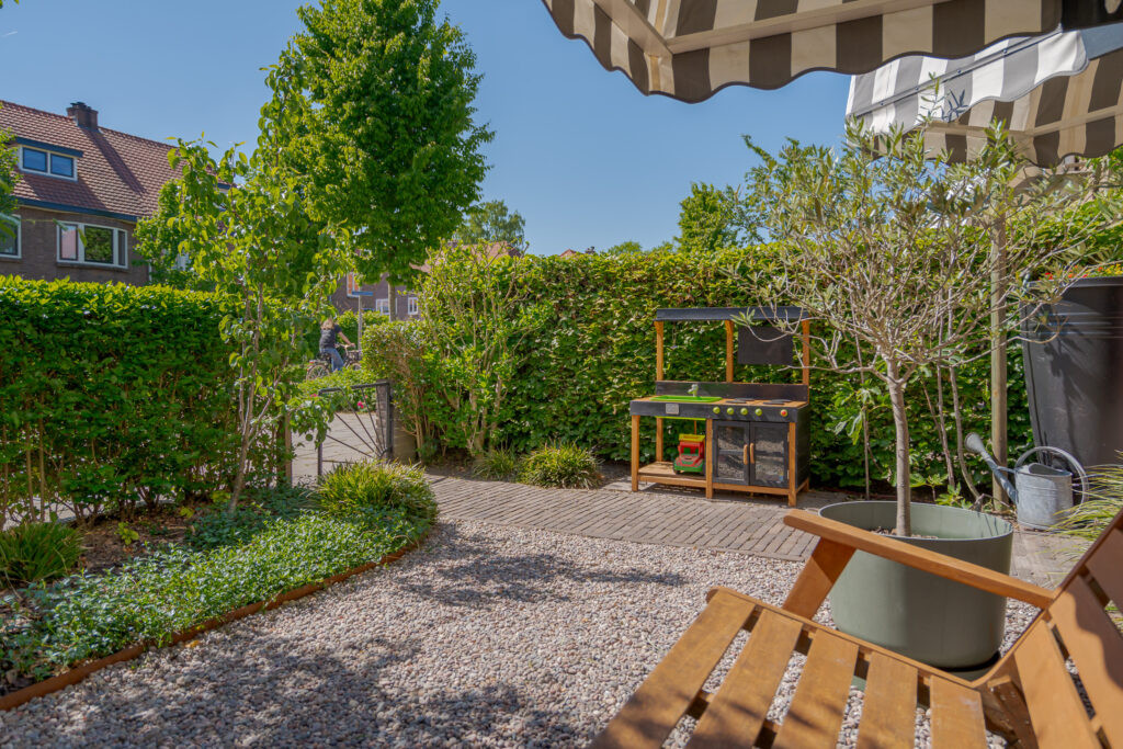 Tussenwoning te koop: Tesselschadestraat 25, Zwolle