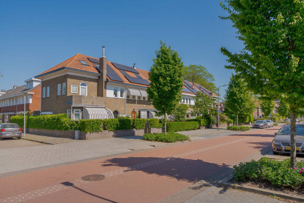 Tussenwoning te koop: Tesselschadestraat 25, Zwolle