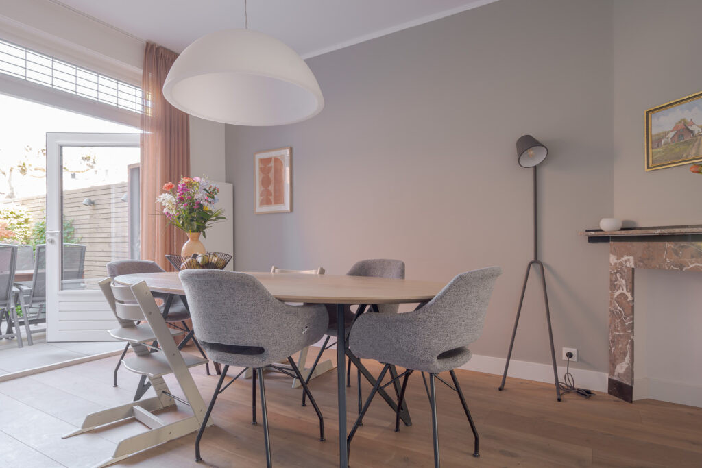 Tussenwoning te koop: Tesselschadestraat 25, Zwolle