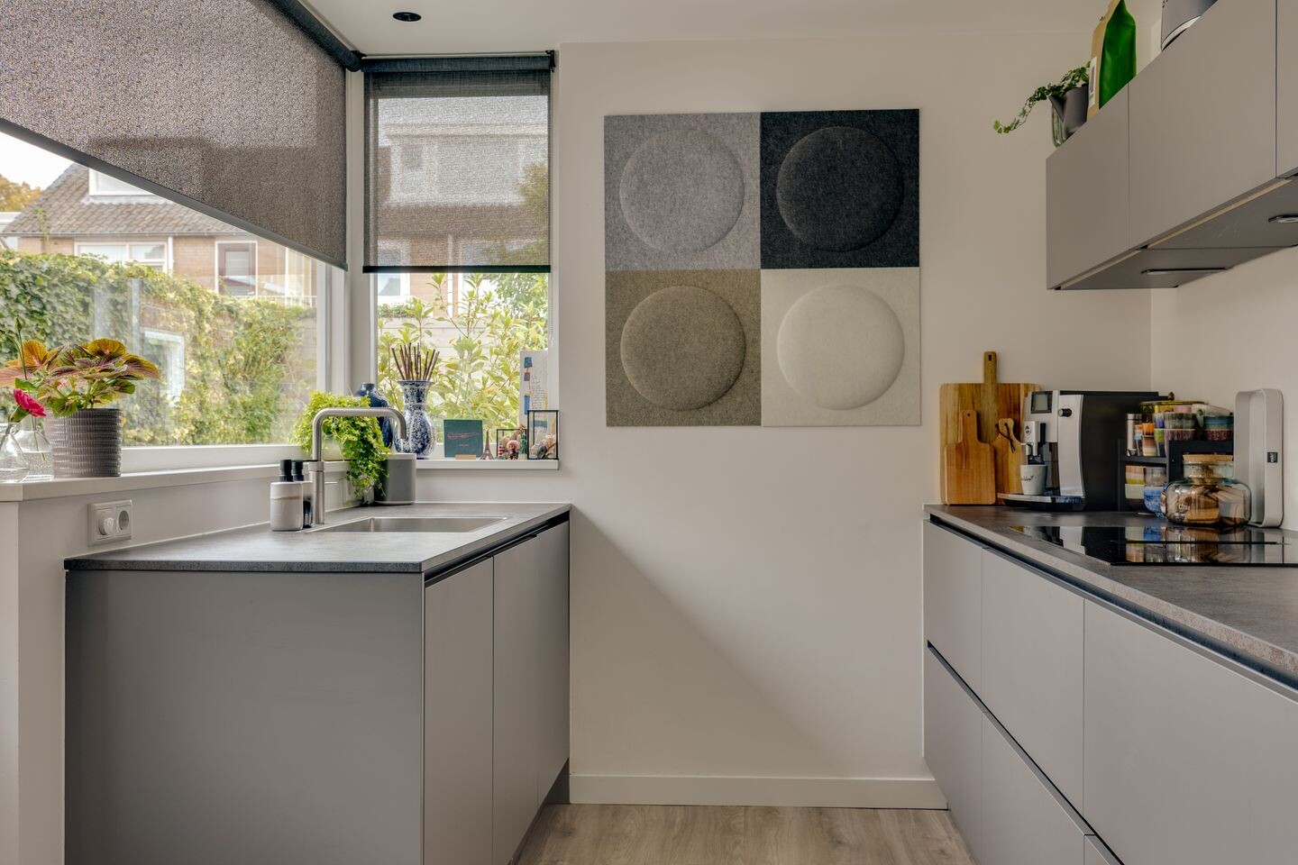 Twee-onder-één-kap te koop: Carry van Bruggenstraat 6, Zwolle