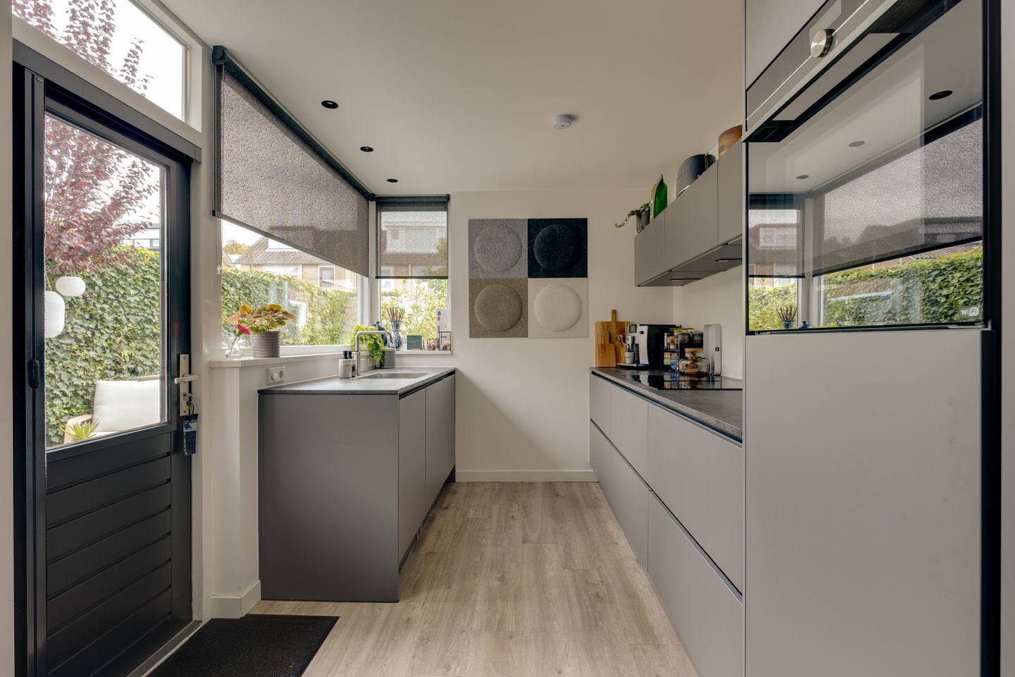 Twee-onder-één-kap te koop: Carry van Bruggenstraat 6, Zwolle