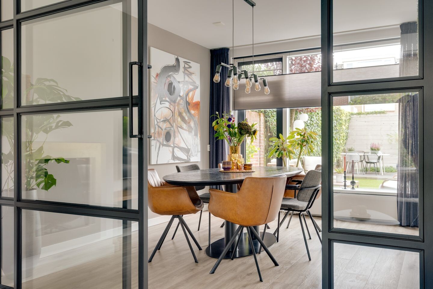 Twee-onder-één-kap te koop: Carry van Bruggenstraat 6, Zwolle