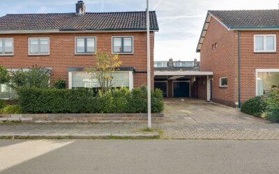 Carry van Bruggenstraat 6