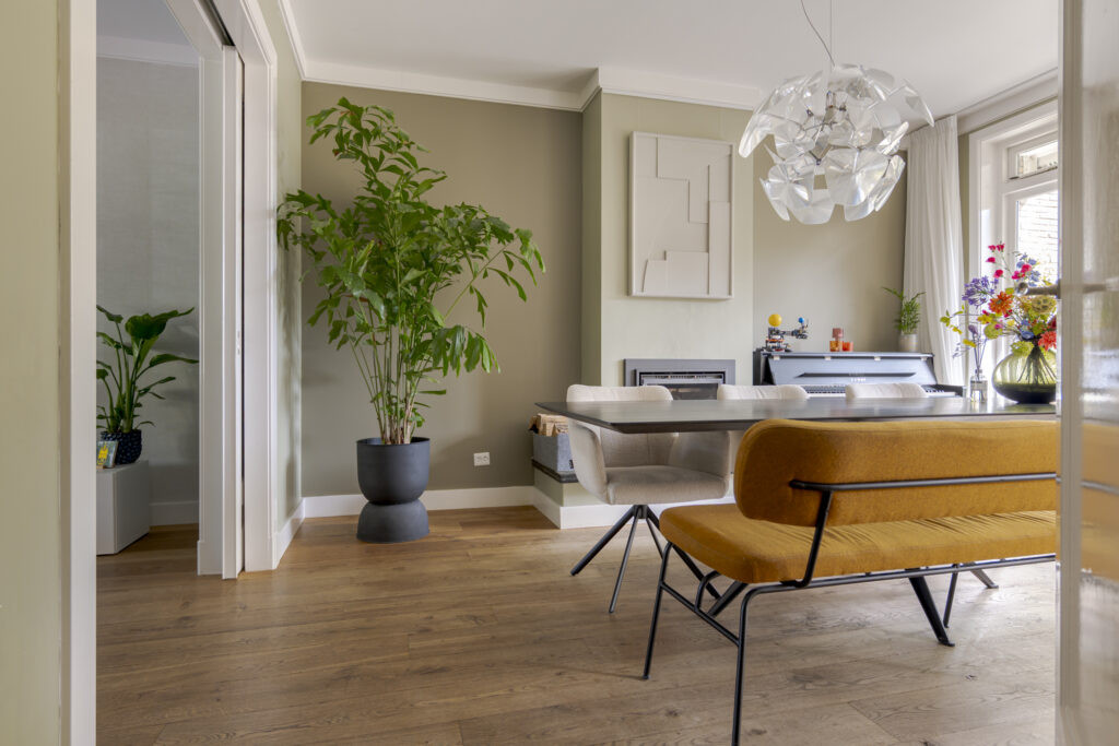 Tussenwoning te koop: Cornelis Houtmanstraat 7, Zwolle