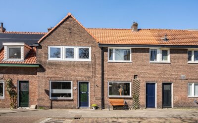 De Ruyterstraat 42