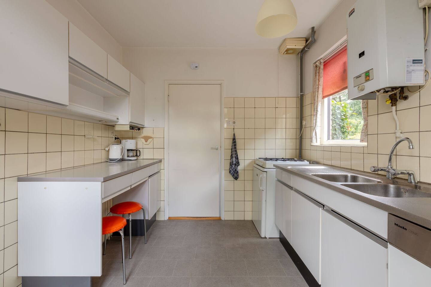 Twee-onder-één-kap te koop: Vossiuslaan 26, Zwolle