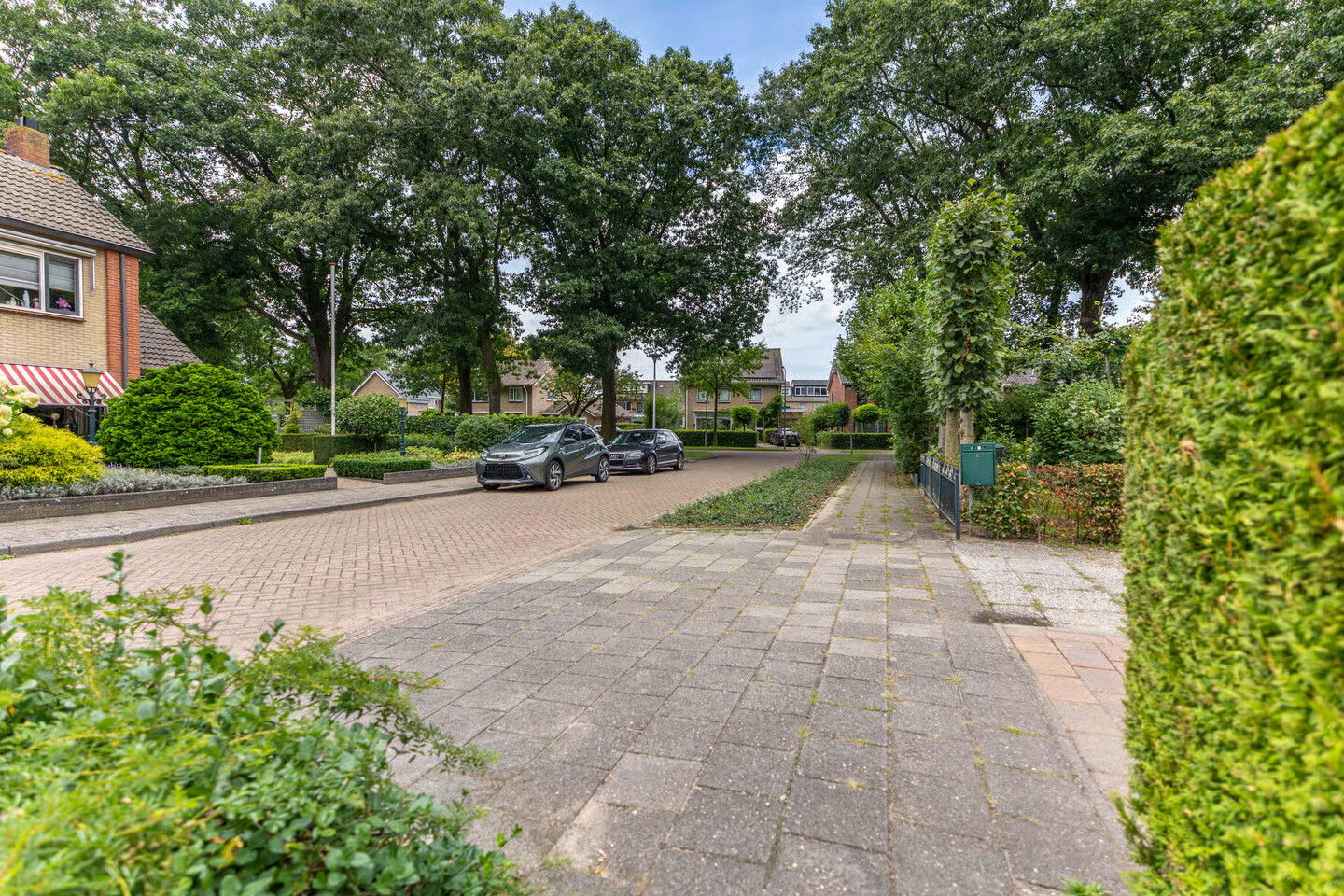 Twee-onder-één-kap te koop: Vossiuslaan 26, Zwolle