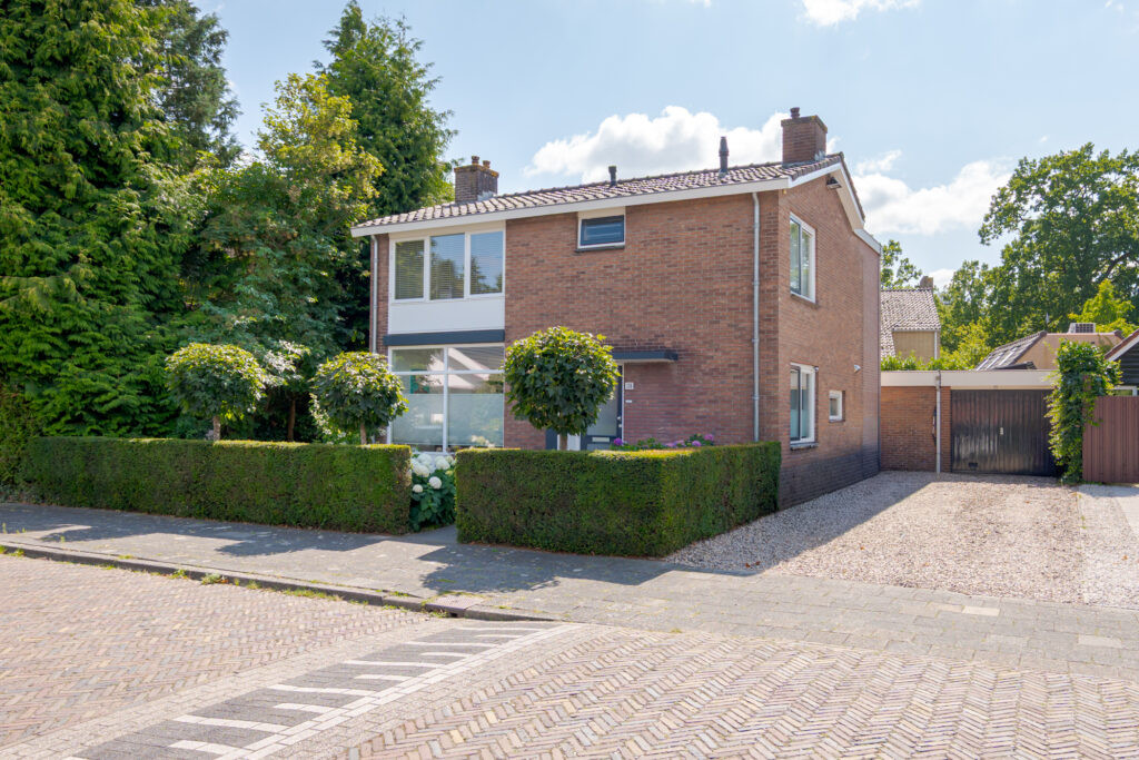 Vrijstaande woning te koop: Herenweg 138, Zwolle