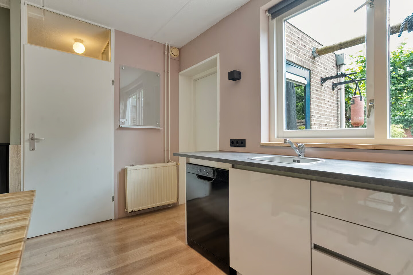 Tussenwoning te koop: Zeisweg 16, Zwolle