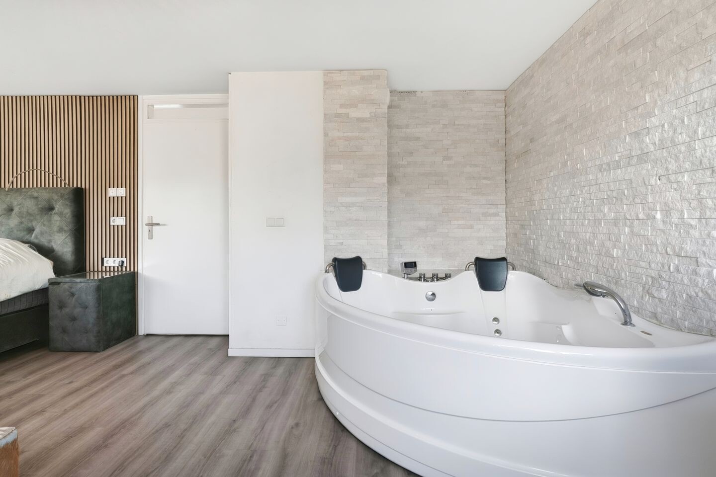 Twee-onder-één-kap te koop: Ravelstraat 36, Zwolle