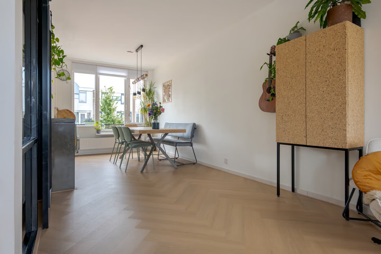 Tussenwoning te koop: Alm 6, Zwolle