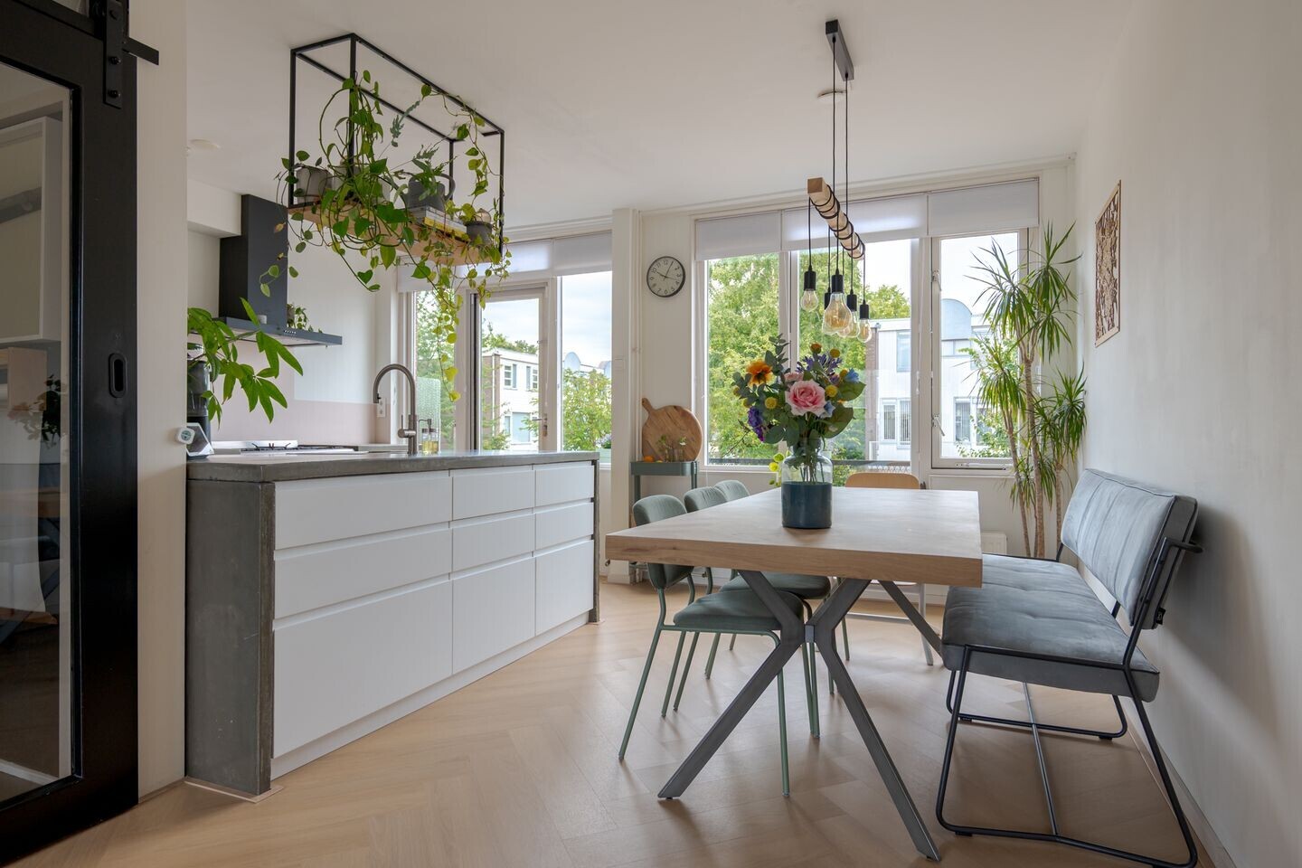 Tussenwoning te koop: Alm 6, Zwolle