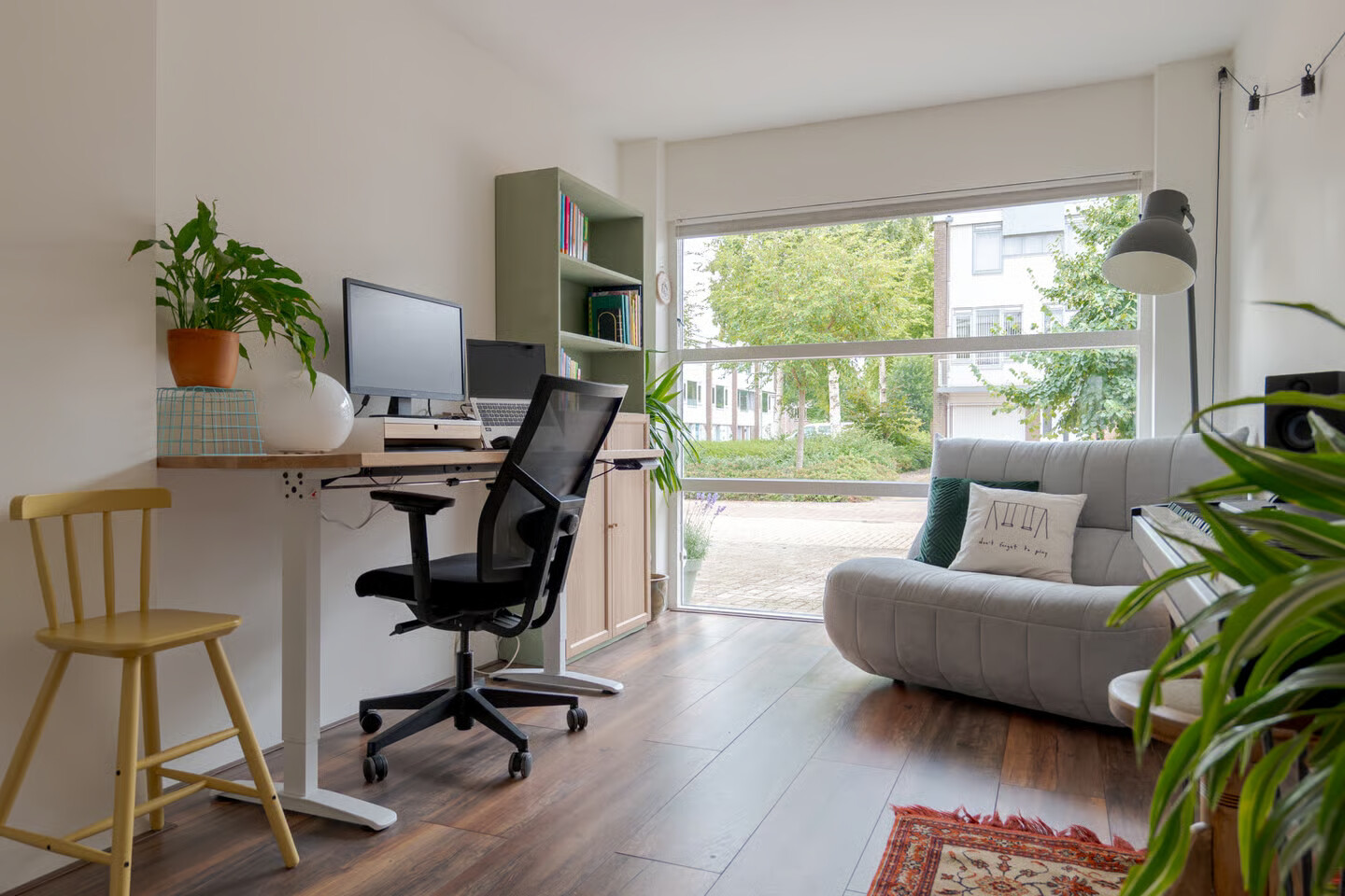 Tussenwoning te koop: Alm 6, Zwolle