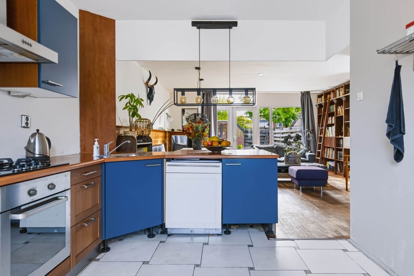 Hoekwoning te koop: Reggelaan 98, Zwolle