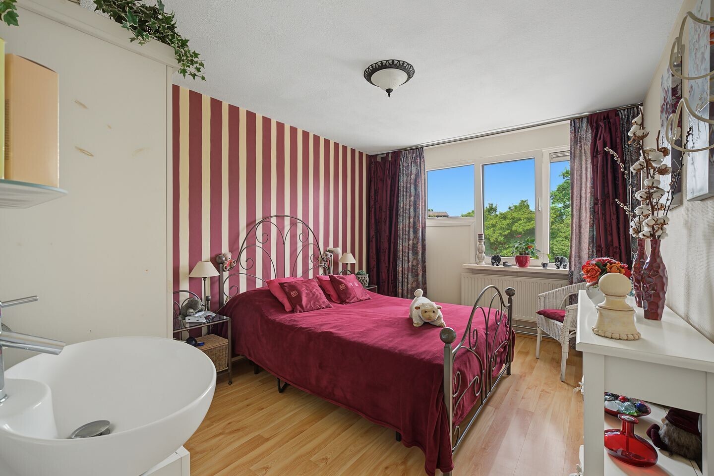 Tussenwoning te koop: Tilligterbeek 39, Zwolle