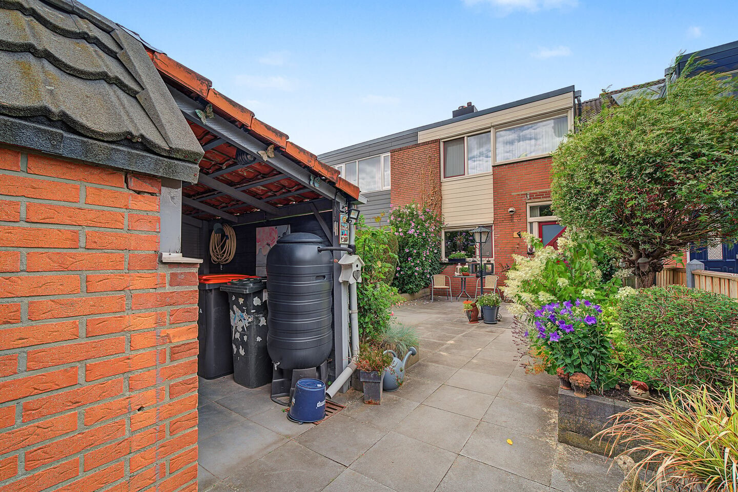 Tussenwoning te koop: Tilligterbeek 39, Zwolle
