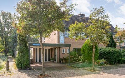 Ruurlosebeek 27
