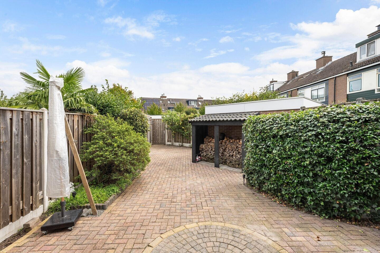 Tussenwoning te koop: Hagedoornweg 4, Zwolle