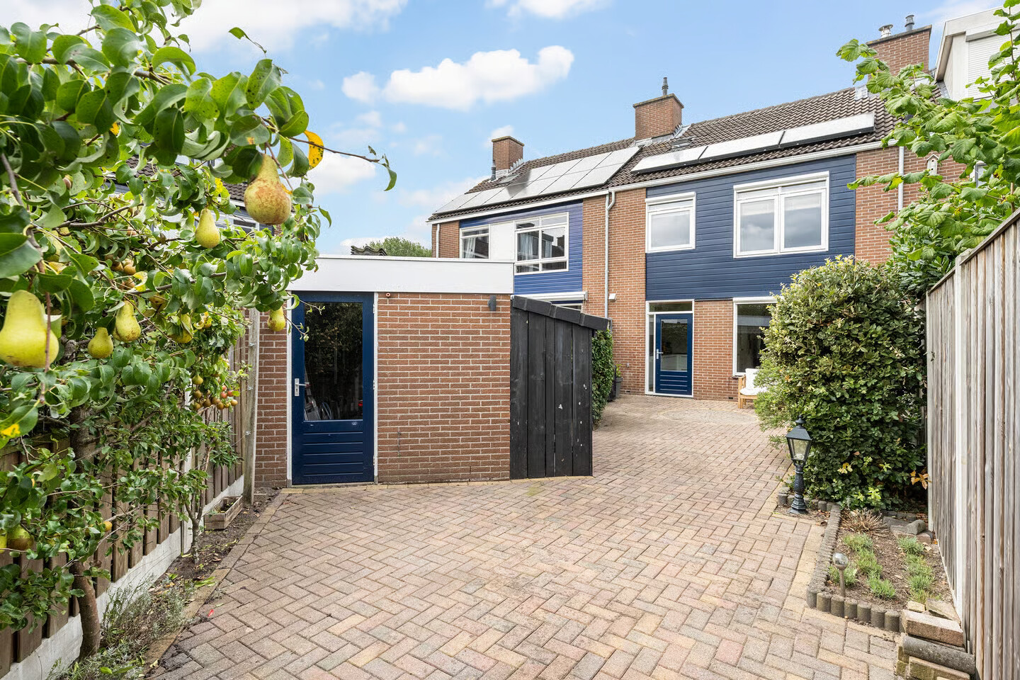 Tussenwoning te koop: Hagedoornweg 4, Zwolle