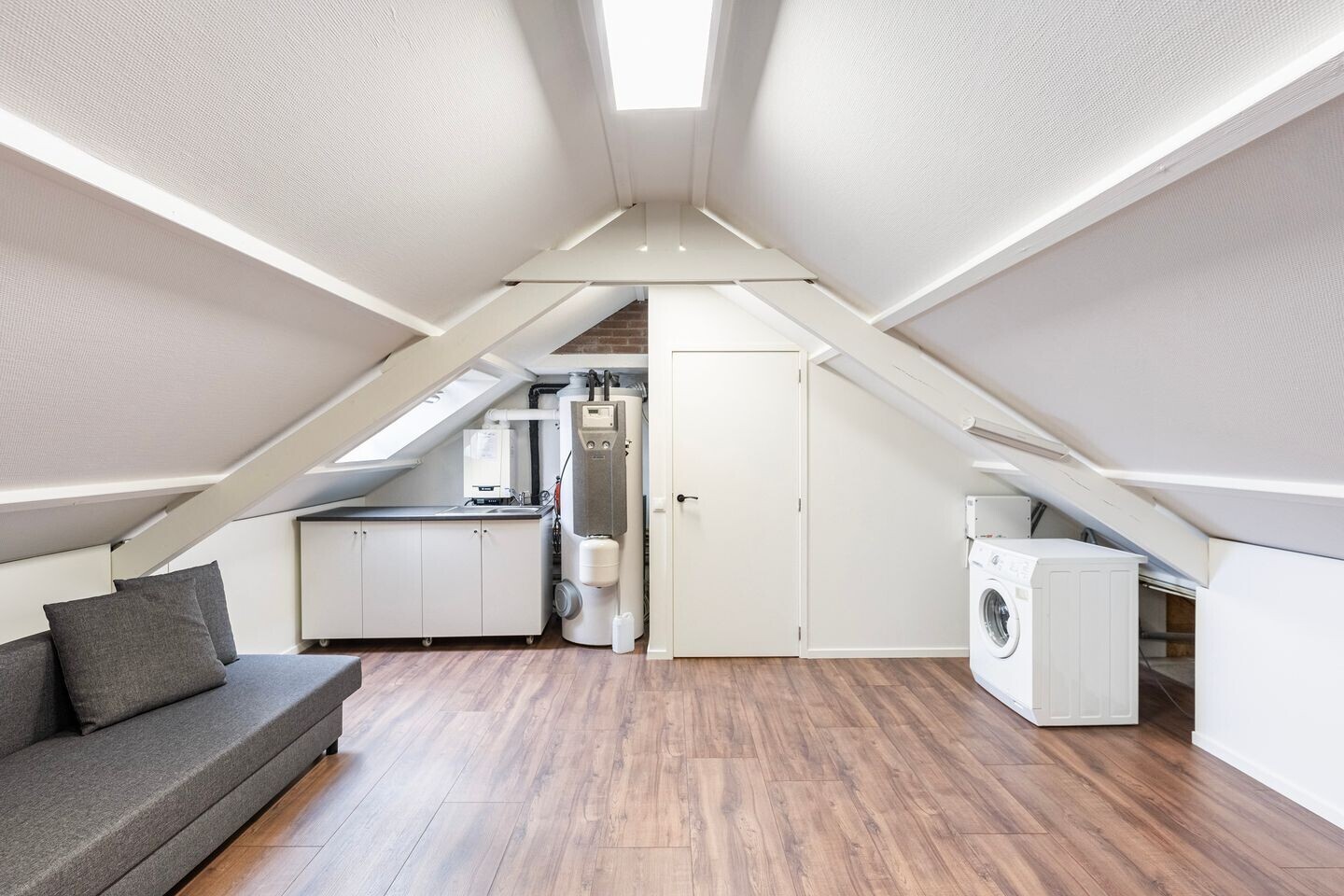 Tussenwoning te koop: Hagedoornweg 4, Zwolle