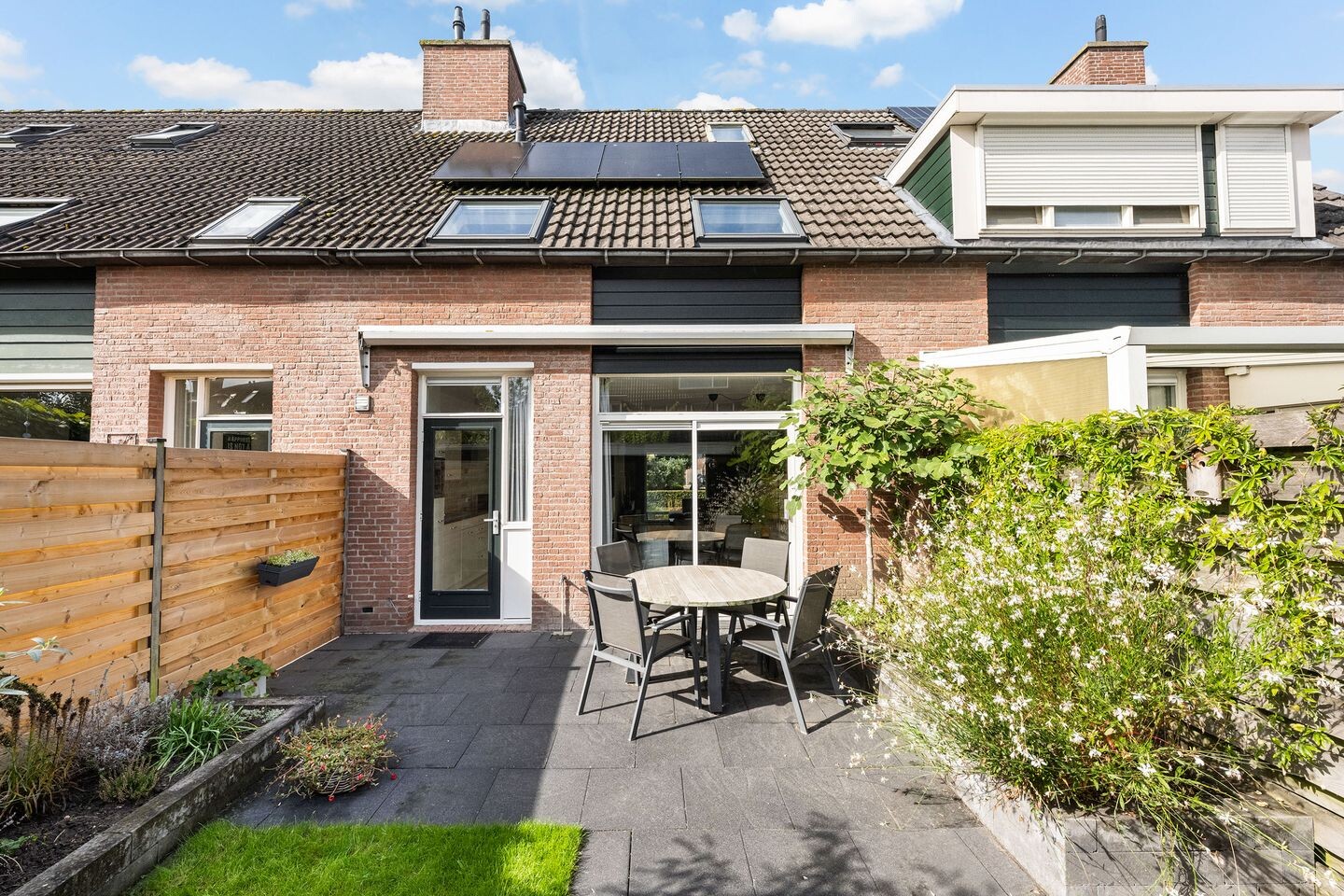 Tussenwoning te koop: Cichoreipad 16, Zwolle
