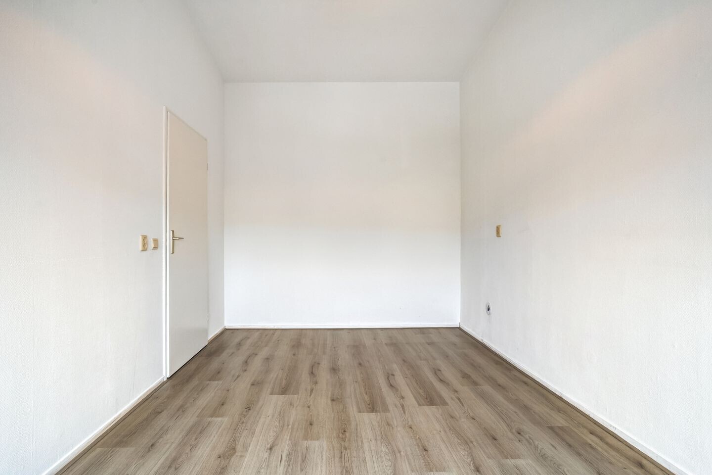 Tussenwoning te koop: Kalkbranderstraat 42, Zwolle