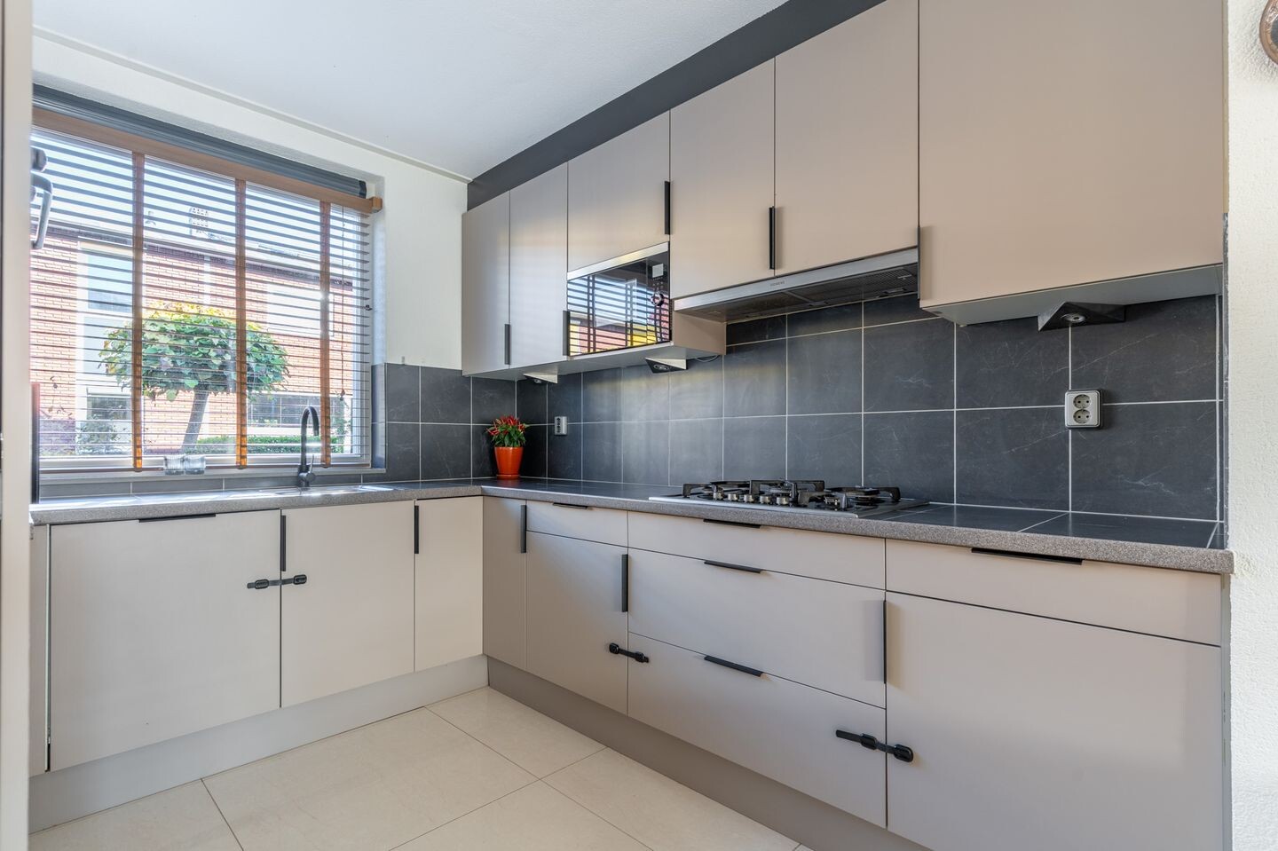 Tussenwoning te koop: Sprengpad 2, Zwolle