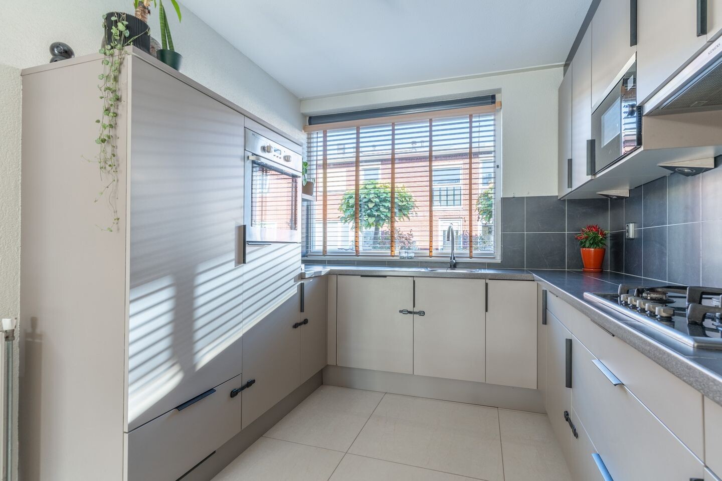Tussenwoning te koop: Sprengpad 2, Zwolle