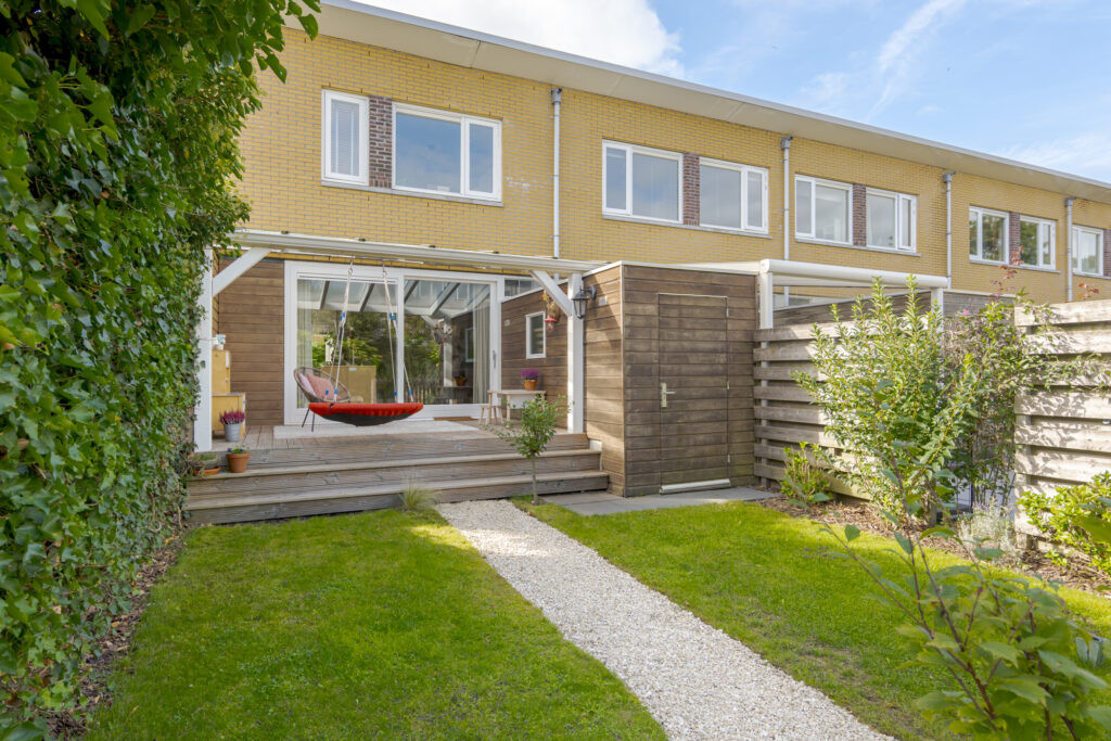 Hoekwoning te koop: Wulphof 19, Zwolle