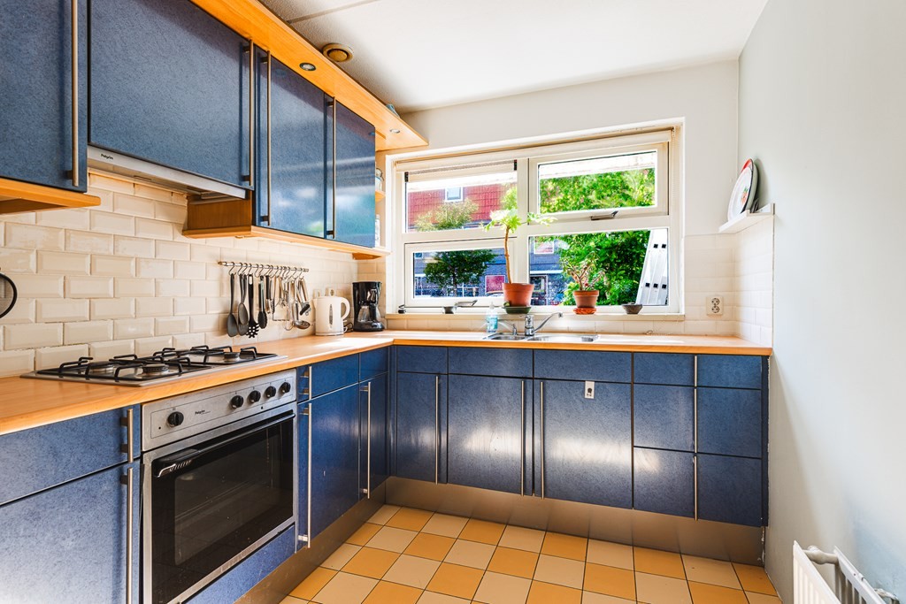 Tussenwoning te koop: Zomertalinghof 9, Zwolle