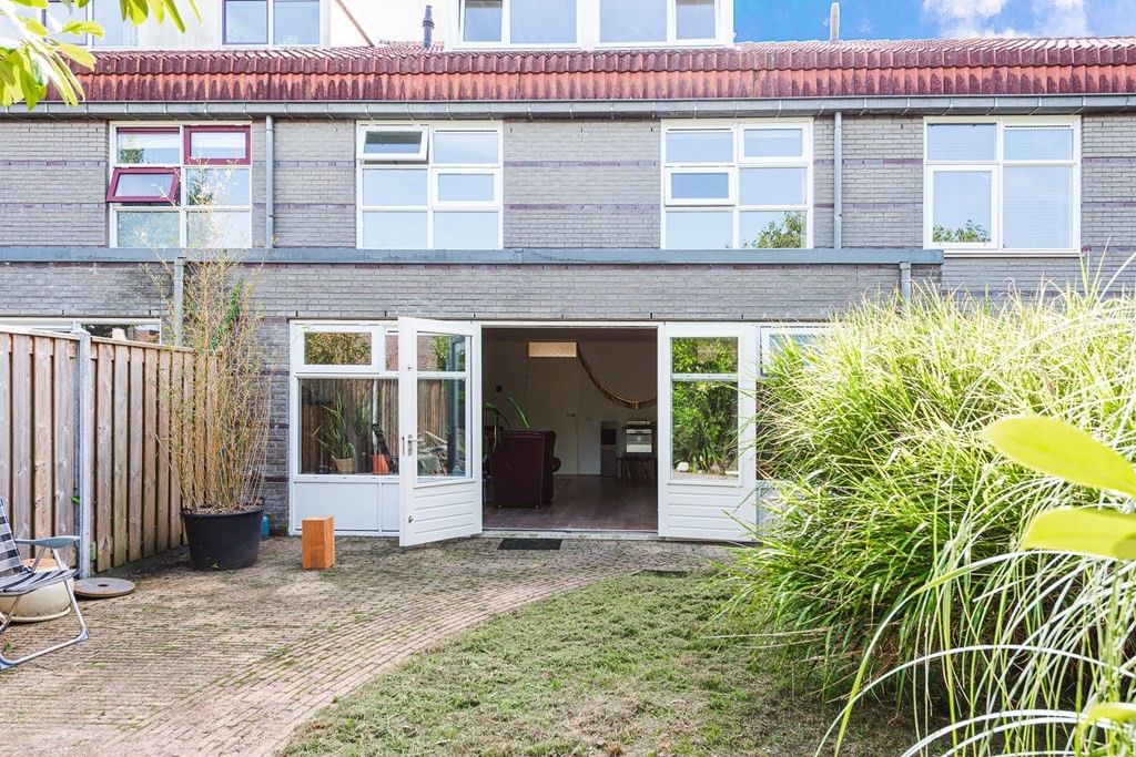 Tussenwoning te koop: Zomertalinghof 9, Zwolle