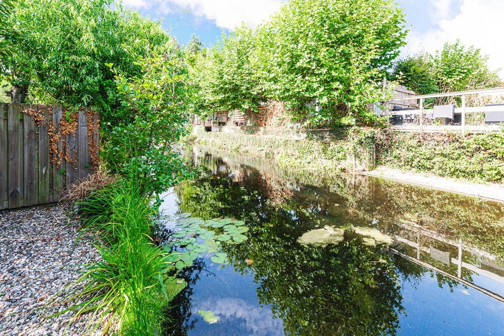Tussenwoning te koop: Zomertalinghof 9, Zwolle