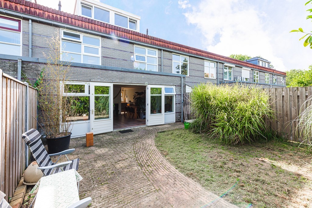 Tussenwoning te koop: Zomertalinghof 9, Zwolle