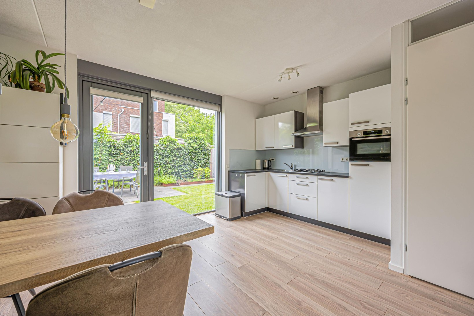 Hoekwoning te koop: Bergentheimstraat 17, Zwolle