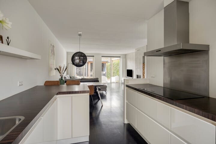 Tussenwoning te koop: Hofstedestraat 24, Zwolle