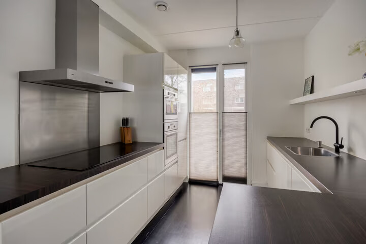 Tussenwoning te koop: Hofstedestraat 24, Zwolle
