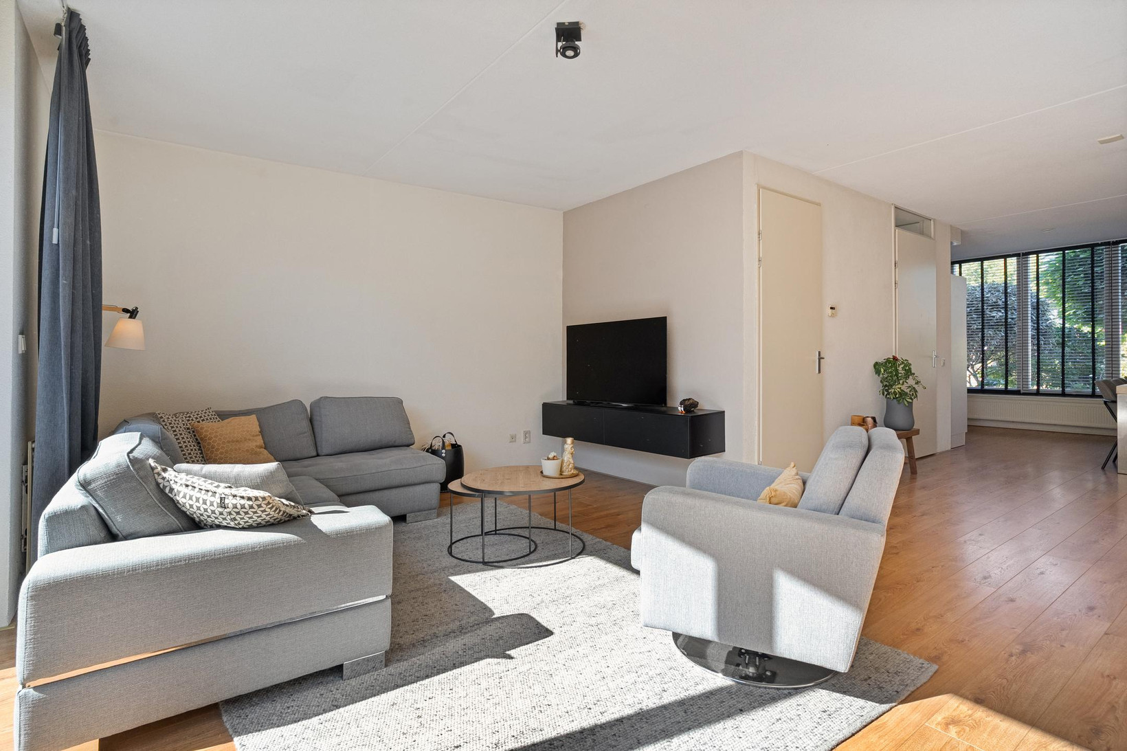 Tussenwoning te koop: Frankhuizerallee 206, Zwolle