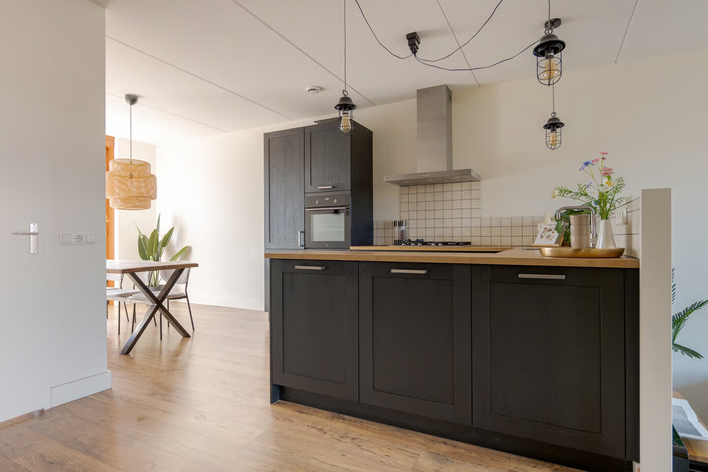 Tussenwoning te koop: Schansstraat 40, Zwolle