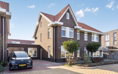 Van Leeuwenpad 23